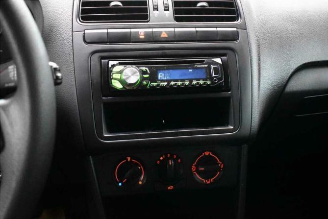 Volkswagen Polo V с пробегом 2014 года, цена 595 000 рублей, 217629 км, седан, Автокод Объявления