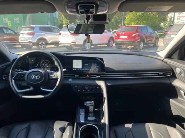 Hyundai Elantra VII (CN7) с пробегом 2023 года, цена 2 025 000 рублей, 45494 км, седан, Автокод Объявления