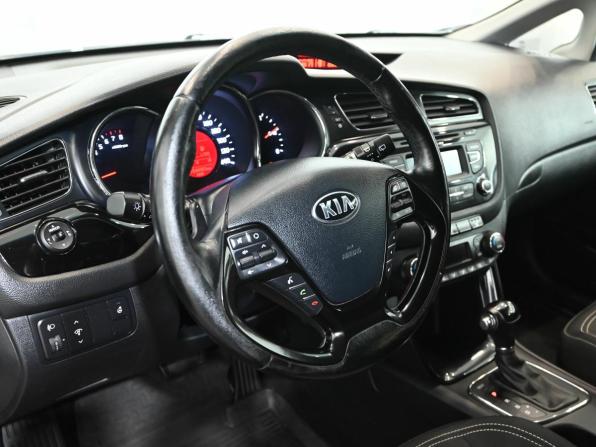 Kia Ceed II с пробегом 2012 года, цена 1 200 000 рублей, 159458 км, хэтчбек, Автокод Объявления