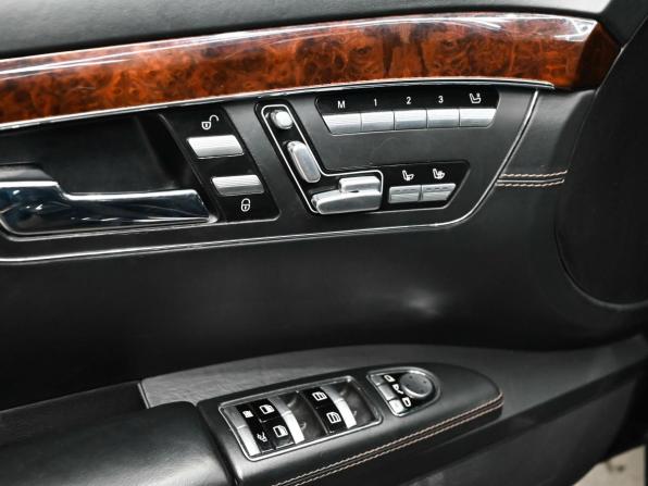 Mercedes-Benz S-Класс V (W221) Рестайлинг с пробегом 2011 года, цена 1 880 000 рублей, 208390 км, седан, Автокод Объявления