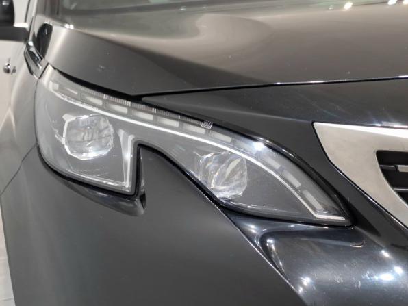 Peugeot 5008 II Рестайлинг с пробегом 2018 года, цена 2 170 000 рублей, 93968 км, внедорожник, Автокод Объявления