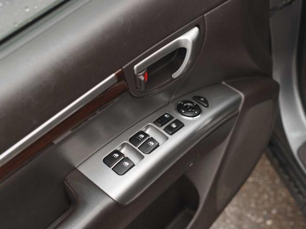 Hyundai Santa Fe II Рестайлинг с пробегом 2012 года, цена 1 350 000 рублей, 185313 км, внедорожник, Автокод Объявления