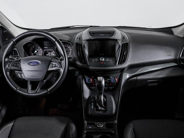 Ford Kuga II Рестайлинг с пробегом 2018 года, цена 1 780 000 рублей, 64724 км, внедорожник, Автокод Объявления