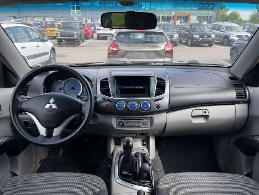 Mitsubishi L200 IV Великий Новгород  - изображение 9
