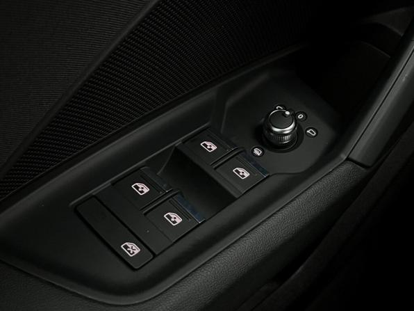 Audi A3 IV (8Y) с пробегом 2021 года, цена 2 823 100 рублей, 64493 км, седан, Автокод Объявления