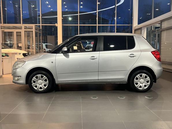 Skoda Fabia II Рестайлинг с пробегом 2011 года, цена 510 000 рублей, 208189 км, хэтчбек, Автокод Объявления