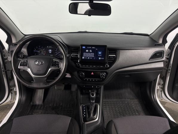 Hyundai Solaris II Рестайлинг с пробегом 2021 года, цена 1 730 000 рублей, 85552 км, седан, Автокод Объявления
