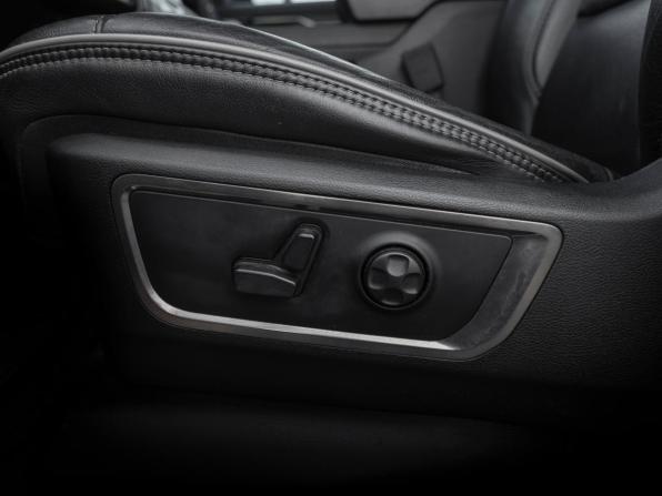 Ram 1500 V с пробегом 2019 года, цена 5 700 000 рублей, 156439 км, пикап, Автокод Объявления