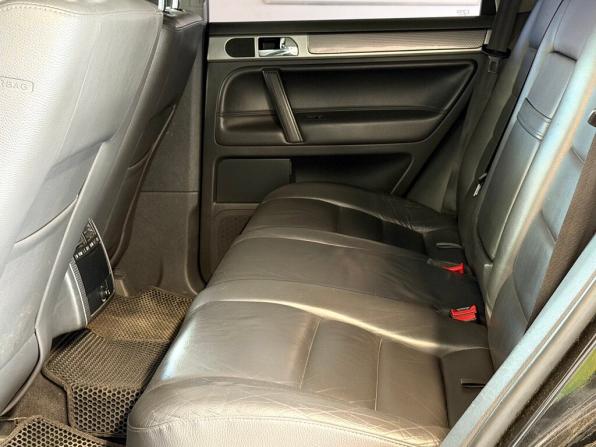 Volkswagen Touareg I Рестайлинг с пробегом 2008 года, цена 711 440 рублей, 392201 км, внедорожник, Автокод Объявления