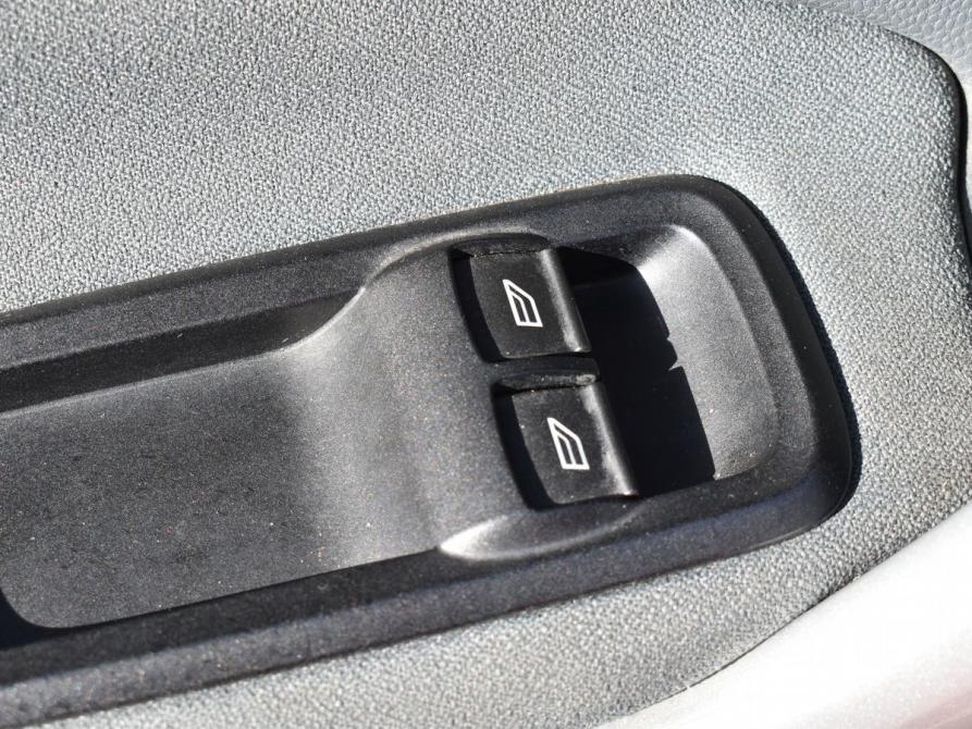 Ford Fiesta Mk6 Москва  - изображение 14