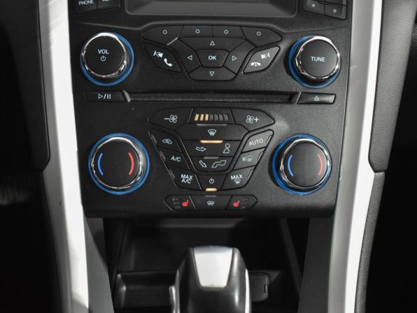 Ford Mondeo V с пробегом 2017 года, цена 1 395 890 рублей, 126457 км, седан, Автокод Объявления