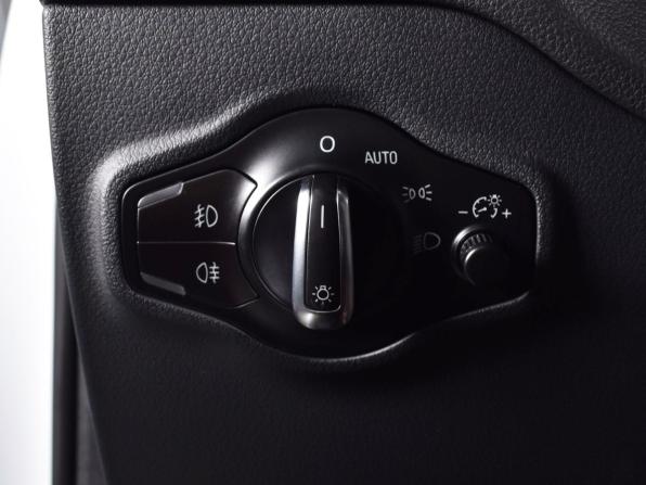 Audi Q5 I (8R) Рестайлинг с пробегом 2012 года, цена 1 849 999 рублей, 159451 км, внедорожник, Автокод Объявления