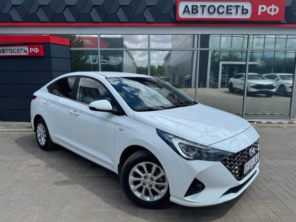 Hyundai Solaris II Рестайлинг с пробегом 2021 года, цена 1 599 900 рублей, 98870 км, седан, Автокод Объявления