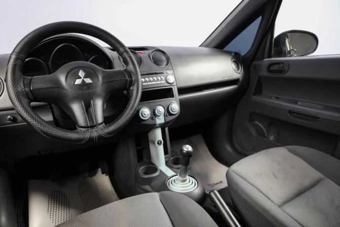 Mitsubishi Colt VI (Z20/Z30) с пробегом 2006 года, цена 459 000 рублей, 275000 км, хэтчбек, Автокод Объявления