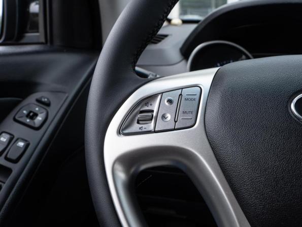 Hyundai ix35 I с пробегом 2012 года, цена 1 299 000 рублей, 214323 км, внедорожник, Автокод Объявления