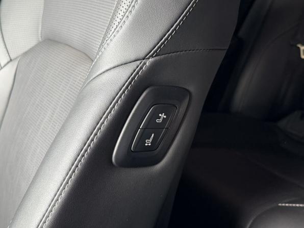 Toyota Camry IX (XV80) China Market с пробегом 2024 года, цена 4 200 000 рублей, 14200 км, седан, Автокод Объявления