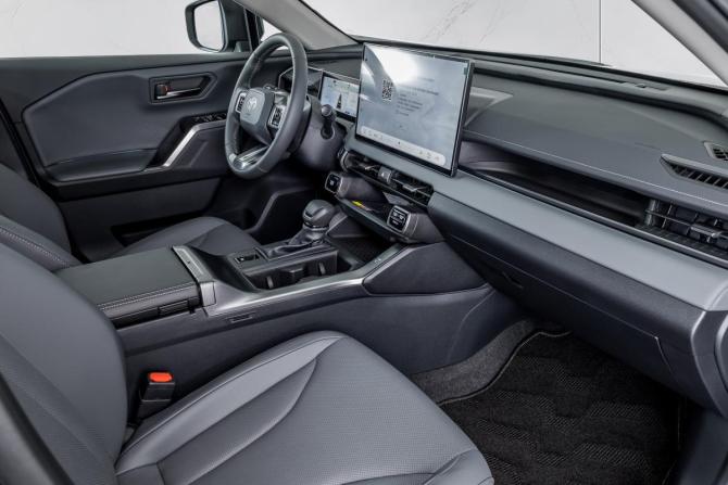 Toyota RAV4 VI (XA60) с пробегом 2026 года, цена 4 250 000 рублей, 10 км, внедорожник, Автокод Объявления