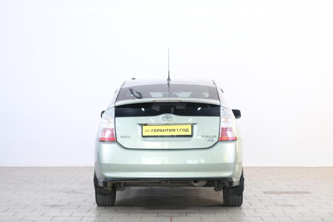 Toyota Prius II Рестайлинг (XW20) с пробегом 2008 года, цена 699 000 рублей, 335000 км, хэтчбек, Автокод Объявления