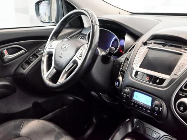 Hyundai ix35 I с пробегом 2010 года, цена 1 610 000 рублей, 75553 км, внедорожник, Автокод Объявления