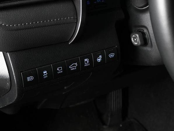 Toyota Camry VIII (XV70) Рестайлинг с пробегом 2021 года, цена 4 150 000 рублей, 33557 км, седан, Автокод Объявления