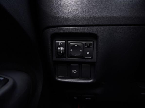 Nissan Juke I с пробегом 2011 года, цена 794 000 рублей, 203047 км, внедорожник, Автокод Объявления