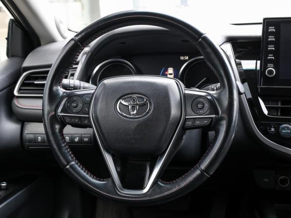 Toyota Camry VIII (XV70) Рестайлинг с пробегом 2021 года, цена 3 298 000 рублей, 72173 км, седан, Автокод Объявления