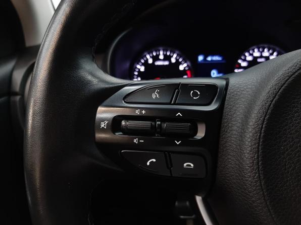 Kia Rio IV с пробегом 2019 года, цена 1 590 000 рублей, 89344 км, хэтчбек, Автокод Объявления