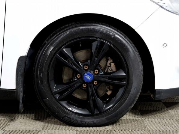 Ford Focus III с пробегом 2011 года, цена 648 000 рублей, 204302 км, хэтчбек, Автокод Объявления