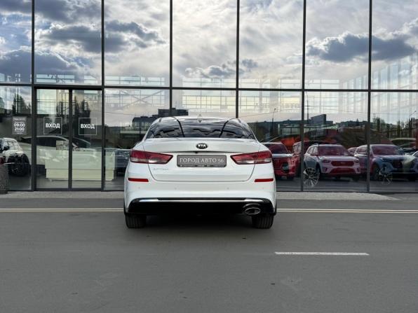 Kia Optima IV Рестайлинг с пробегом 2018 года, цена 1 690 000 рублей, 142967 км, седан, Автокод Объявления