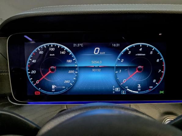 Mercedes-Benz E-Класс V (W213 S213 C238) Рестайлинг с пробегом 2021 года, цена 4 350 000 рублей, 90148 км, седан, Автокод Объявления