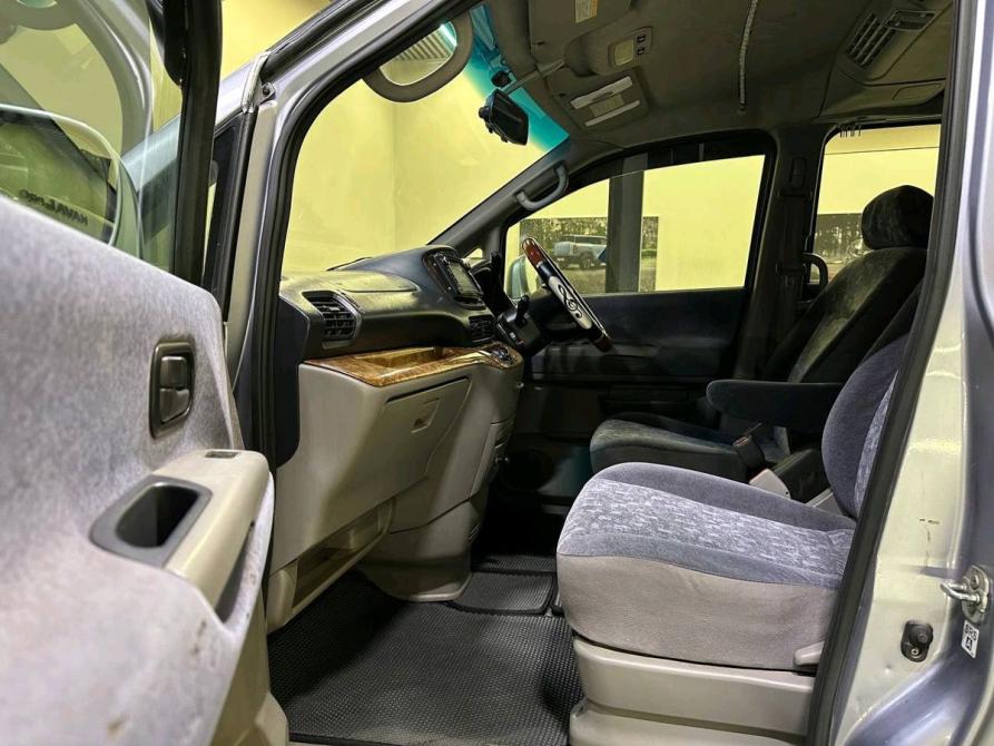 Nissan Serena II (C24) Новосибирск  - изображение 9