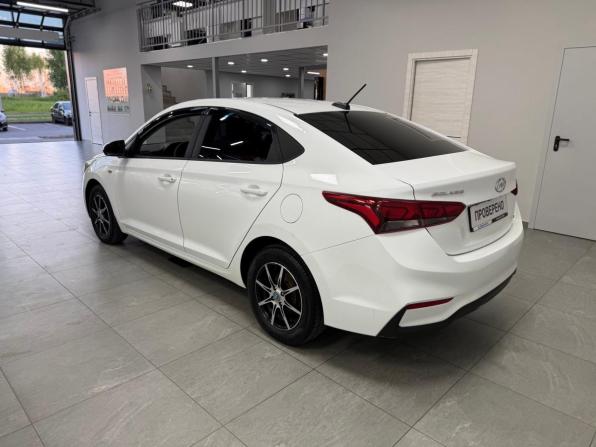 Hyundai Solaris II с пробегом 2019 года, цена 1 150 000 рублей, 135000 км, седан, Автокод Объявления