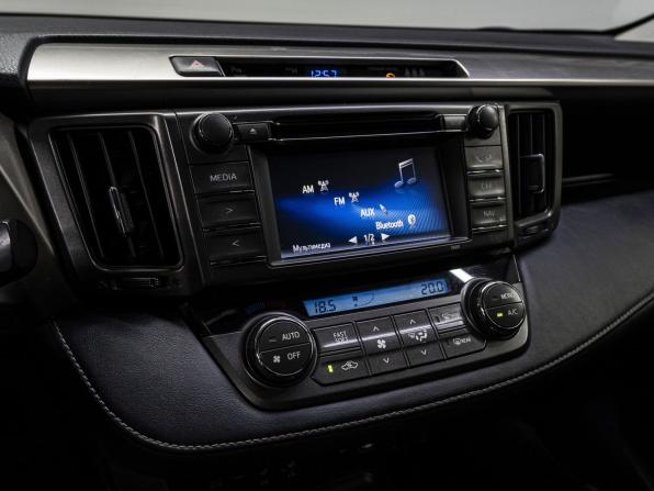 Toyota RAV4 IV (XA40) с пробегом 2015 года, цена 2 339 000 рублей, 129651 км, внедорожник, Автокод Объявления