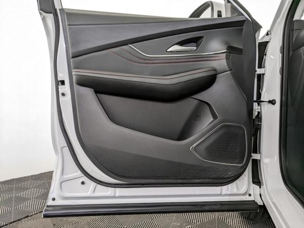Forthing T5 EVO с пробегом 2024 года, цена 2 200 000 рублей, 19295 км, внедорожник, Автокод Объявления