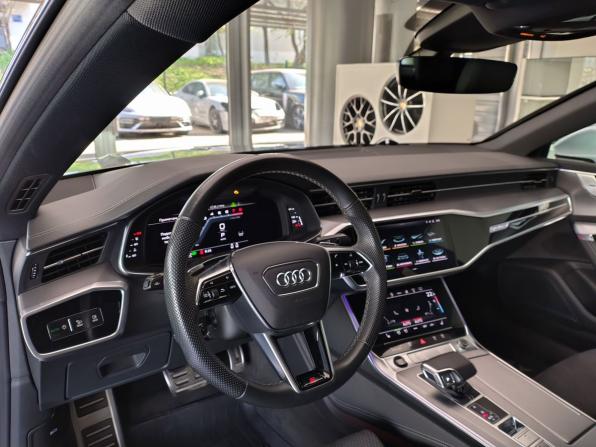 Audi A7 II (4K) с пробегом 2021 года, цена 5 700 000 рублей, 65612 км, лифтбек, Автокод Объявления