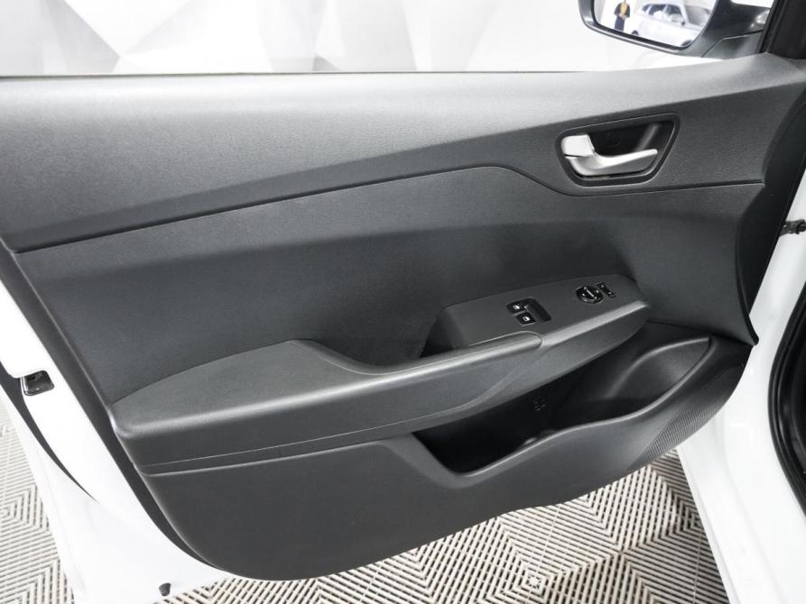 Hyundai Solaris II Ульяновск  - изображение 11