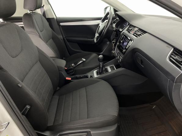 Skoda Octavia III (A7) с пробегом 2014 года, цена 935 000 рублей, 227585 км, лифтбек, Автокод Объявления