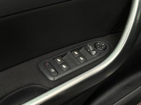 Peugeot 408 I Рестайлинг с пробегом 2020 года, цена 1 499 000 рублей, 53861 км, седан, Автокод Объявления