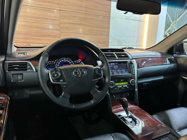 Toyota Camry VII (XV50) с пробегом 2012 года, цена 1 699 000 рублей, 214790 км, седан, Автокод Объявления
