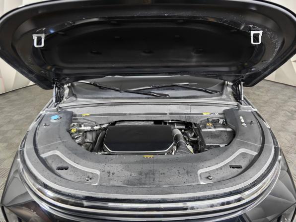 Li Auto (Lixiang) L7 I Рестайлинг с пробегом 2024 года, цена 5 700 000 рублей, 66600 км, внедорожник, Автокод Объявления