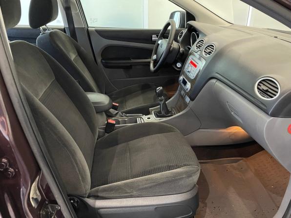 Ford Focus II Рестайлинг с пробегом 2009 года, цена 599 000 рублей, 354314 км, универсал, Автокод Объявления