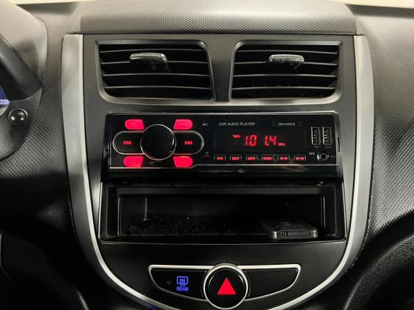 Hyundai Solaris I с пробегом 2012 года, цена 450 000 рублей, 278466 км, хэтчбек, Автокод Объявления