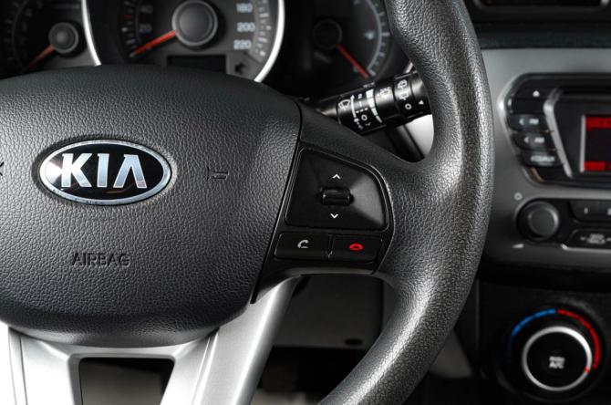 Kia Rio III с пробегом 2014 года, цена 849 000 рублей, 170000 км, хэтчбек, Автокод Объявления
