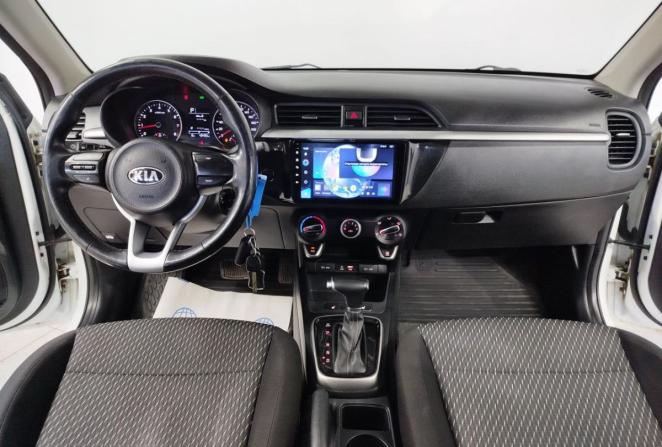 Kia Rio IV с пробегом 2018 года, цена 1 450 000 рублей, 48493 км, седан, Автокод Объявления