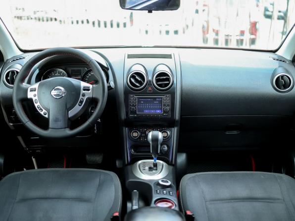 Nissan Qashqai I Рестайлинг с пробегом 2010 года, цена 949 000 рублей, 175263 км, внедорожник, Автокод Объявления