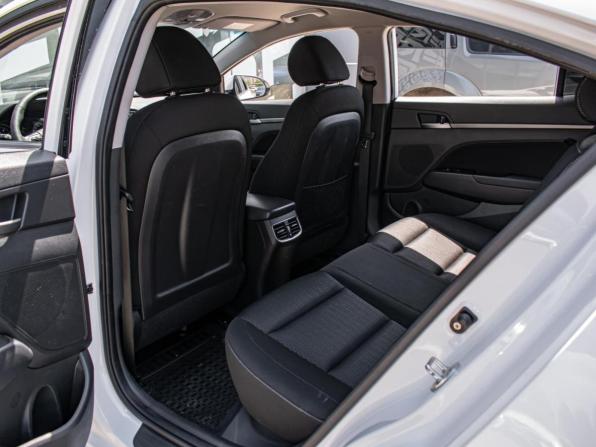 Hyundai Elantra VI (AD) с пробегом 2018 года, цена 1 395 000 рублей, 170867 км, седан, Автокод Объявления