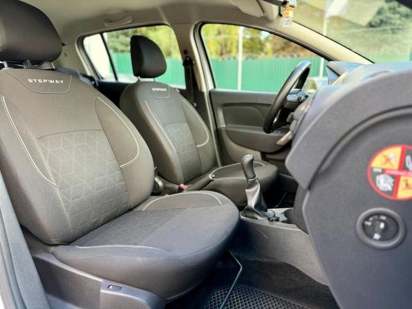 Renault Sandero II Рестайлинг с пробегом 2020 года, цена 1 249 000 рублей, 78000 км, хэтчбек, Автокод Объявления
