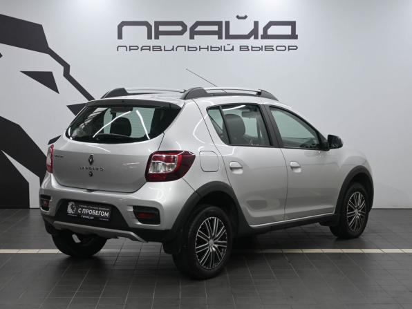 Renault Sandero II Рестайлинг с пробегом 2018 года, цена 1 229 900 рублей, 96000 км, хэтчбек, Автокод Объявления