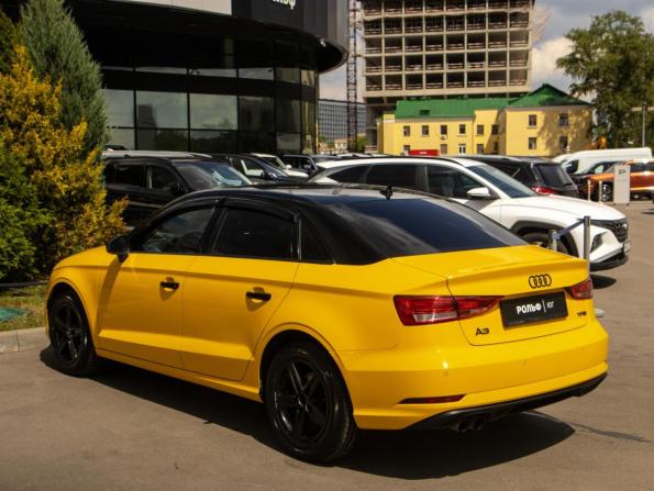 Audi A3 III (8V) Рестайлинг с пробегом 2018 года, цена 1 328 000 рублей, 205226 км, седан, Автокод Объявления