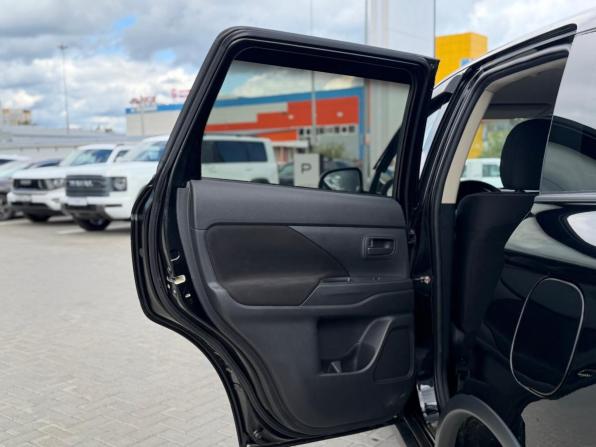 Mitsubishi Outlander III Рестайлинг 3 с пробегом 2019 года, цена 2 100 000 рублей, 104101 км, внедорожник, Автокод Объявления
